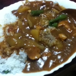 インゲン入りチキントマトカレー